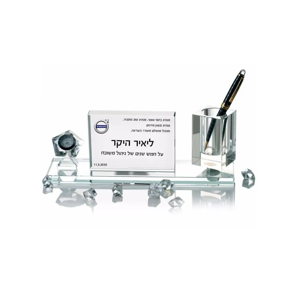 מעמד יוקרתי מקריסטל
