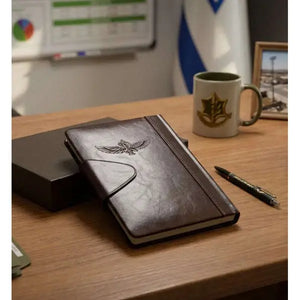 מחברת עסקים עם חריטה